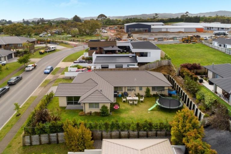 Photo of property in 56 Mortlake Heights, Pyes Pa, Tauranga, 3112