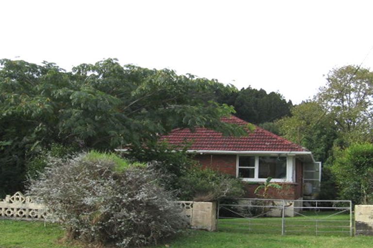Photo of property in 26 Lowtherhurst Road, Massey, Auckland, 0614
