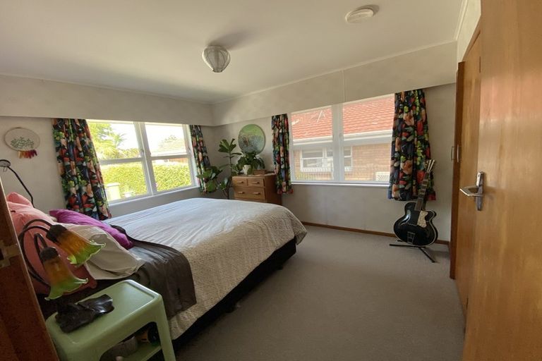 Photo of property in 82 Woolfield Road, Papatoetoe, Auckland, 2025