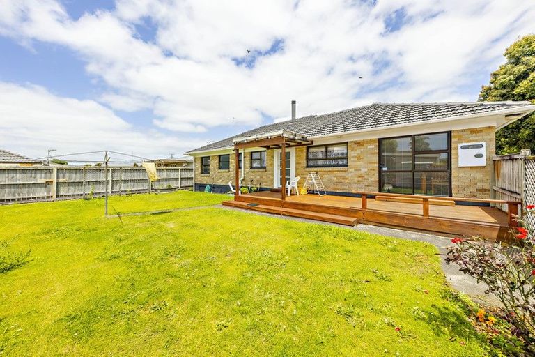 Photo of property in 18 Cameron Street, Papakura, 2110