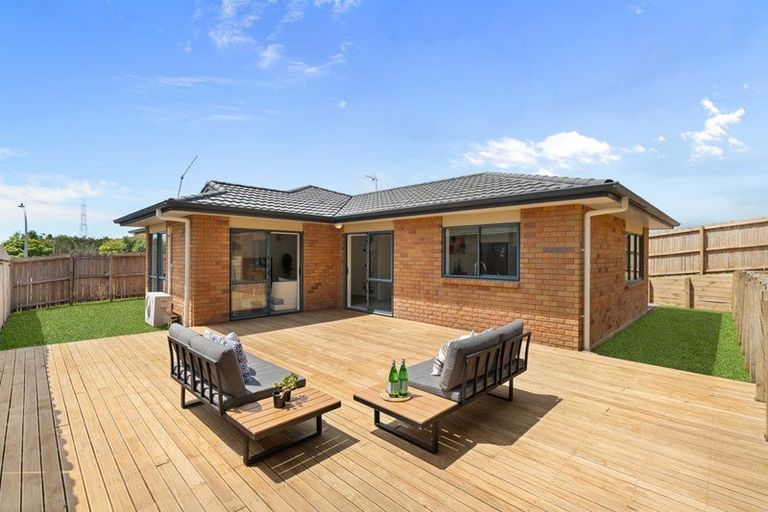 Photo of property in 13 Gerolds Place, Flat Bush, Auckland, 2019