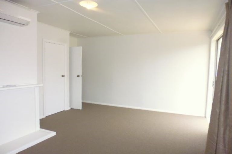 Photo of property in 49 Naenae Road, Naenae, Lower Hutt, 5011