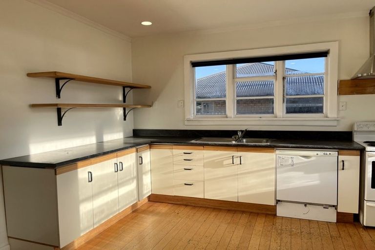 Photo of property in 109a Mackworth Street, Woolston, Christchurch, 8062