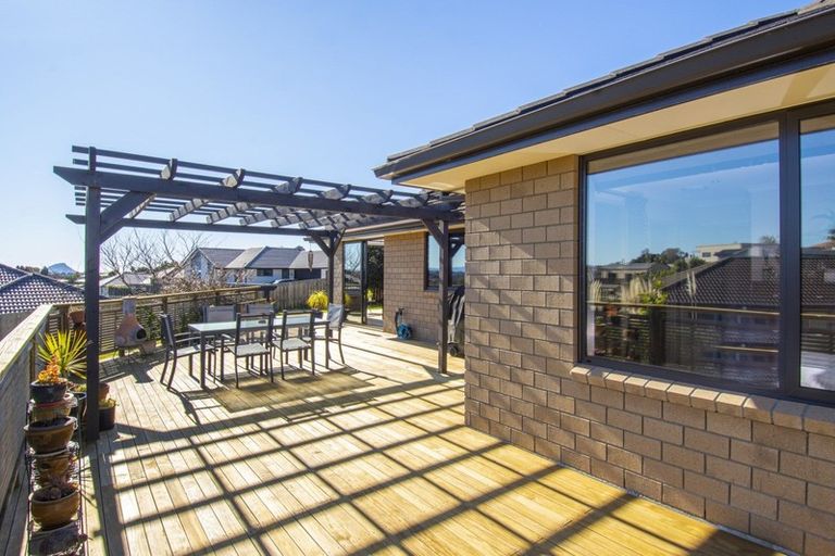 Photo of property in 45 Discovery Avenue, Welcome Bay, Tauranga, 3112