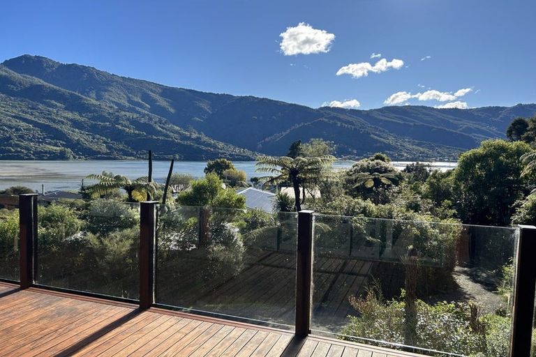 Photo of property in 1742 Queen Charlotte Drive, Linkwater, Picton, 7281