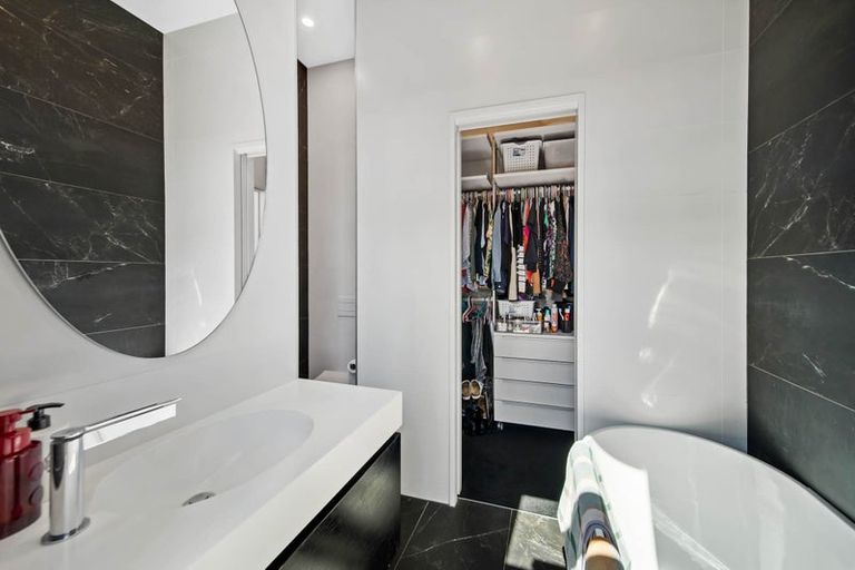 Photo of property in 10 Shrewsbury Street, Merivale, Christchurch, 8014