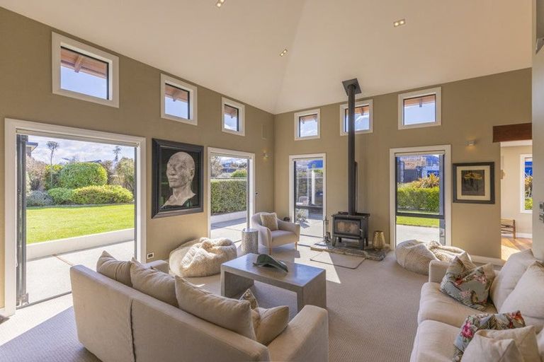 Photo of property in 1 Mount Gold Place, Wanaka, 9305