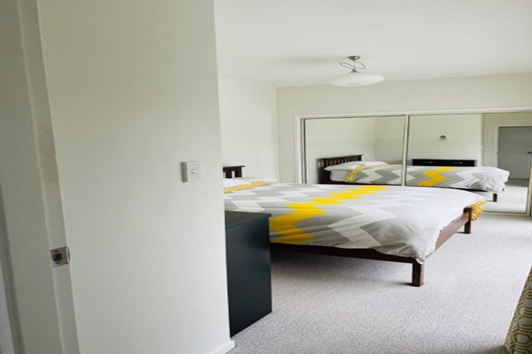 Photo of property in 52 Seaview Road, Paremata, Porirua, 5024