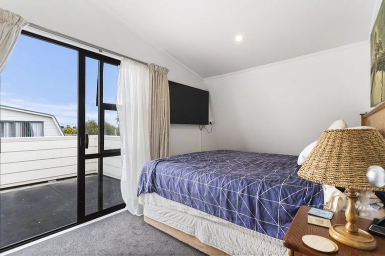 Photo of property in 1/9 Barcroft Place, Clendon Park, Auckland, 2103