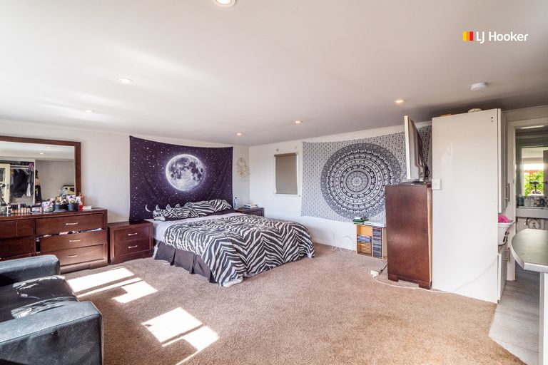 Photo of property in 27 Church Hill Road, Green Island, Dunedin, 9018