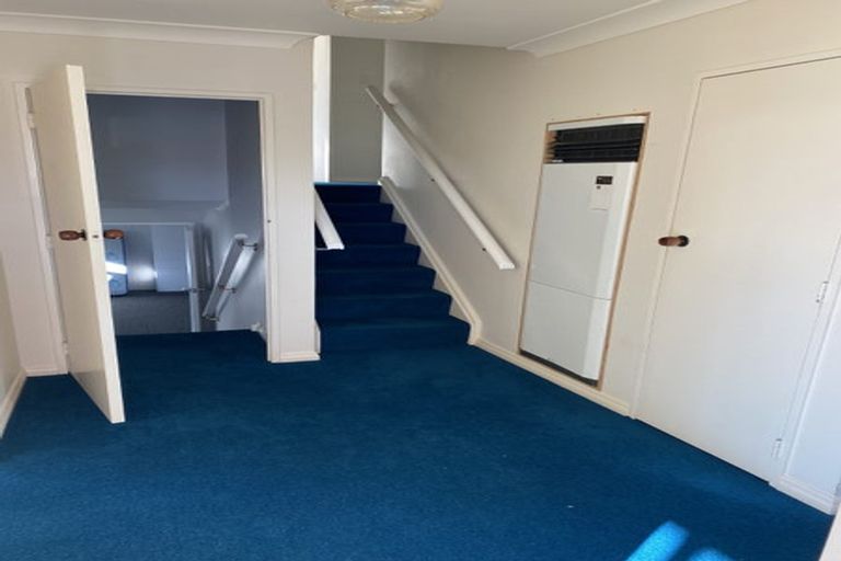 Photo of property in 30 Mossburn Grove, Kelson, Lower Hutt, 5010