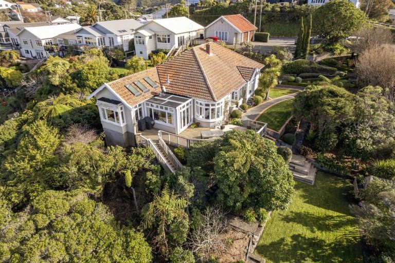 Photo of property in 39 Mills Road, Brooklyn, Wellington, 6021