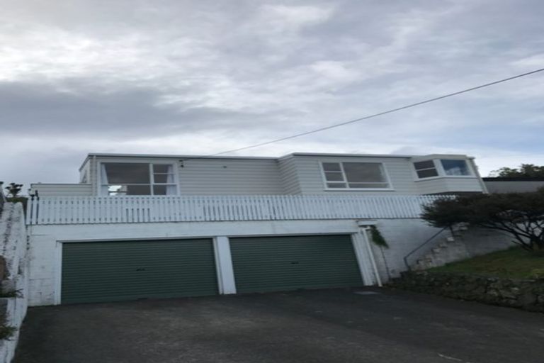 Photo of property in 101 Churchill Drive, Crofton Downs, Wellington, 6035