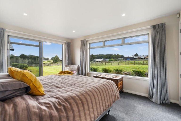 Photo of property in 13 Capstone Place, Te Kamo, Kamo, 0185