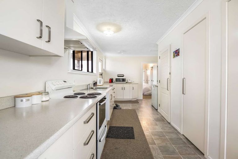 Photo of property in 18 Kowhai Avenue, Edgecumbe, 3120