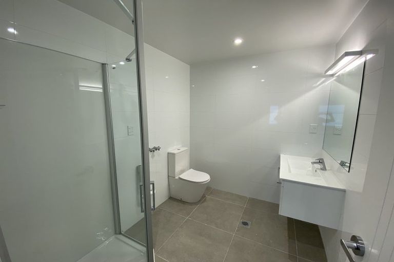 Photo of property in 8 Tagish Way, Orewa, 0931