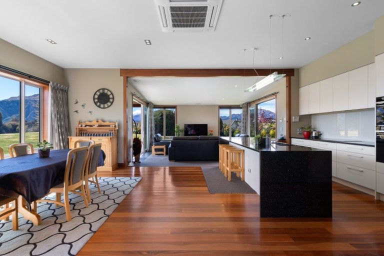 Photo of property in 19 Ridgecrest, Wanaka, 9305