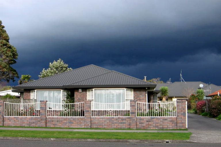 Photo of property in 19 Racecourse Road, Awapuni, Palmerston North, 4412
