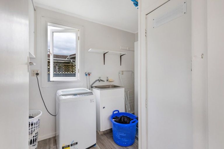 Photo of property in 21a Shamrock Street, Takaro, Palmerston North, 4412