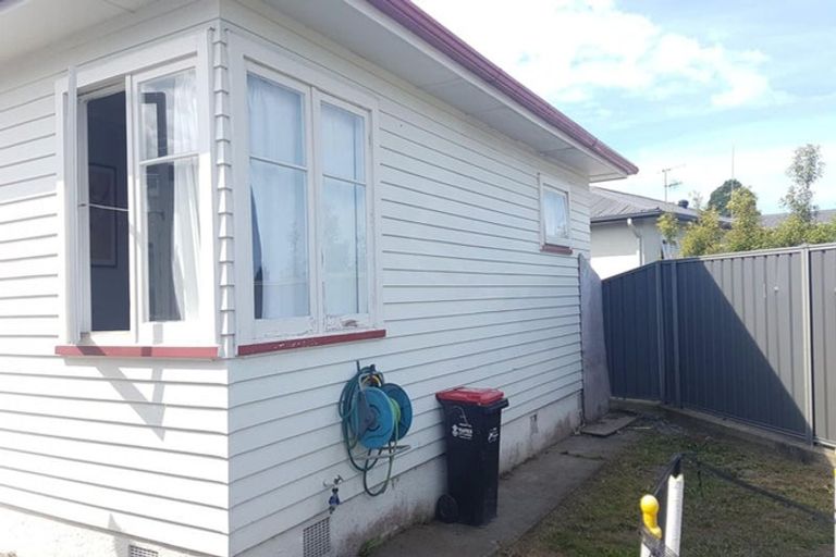 Photo of property in 15 Devon Street, Taradale, Napier, 4112