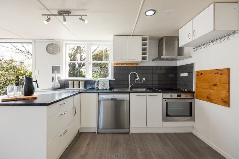 Photo of property in 10 Sayer Street, Frankton, Hamilton, 3204