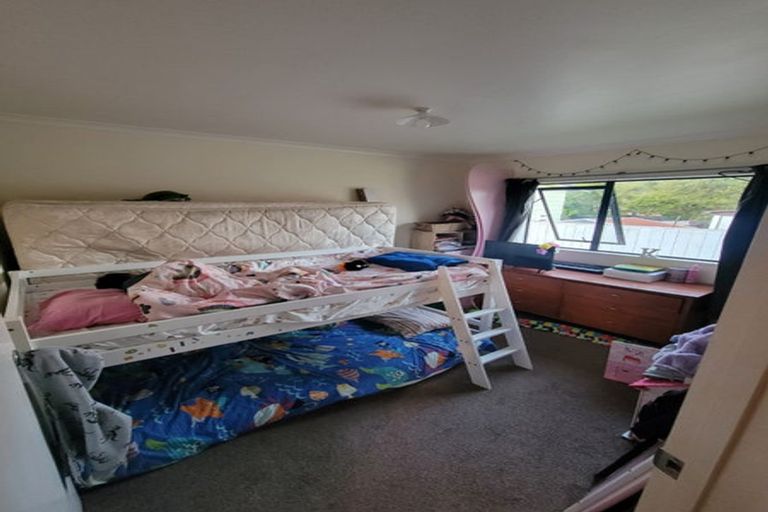 Photo of property in 96 Parrs Cross Road, Henderson, Auckland, 0612