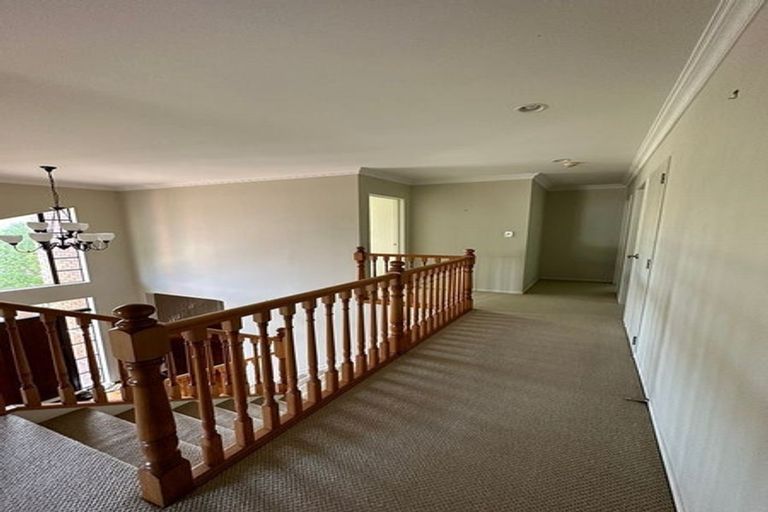 Photo of property in 38 Leafield Crescent, Henderson, Auckland, 0612