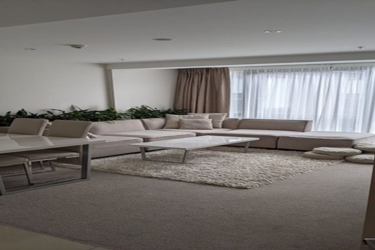 Photo of property in Nouvo Apartments, 2h/21 Rugby Street, Mount Cook, Wellington, 6021