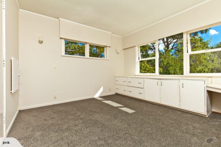 Photo of property in 2/38 Glenvar Road, Torbay, Auckland, 0630