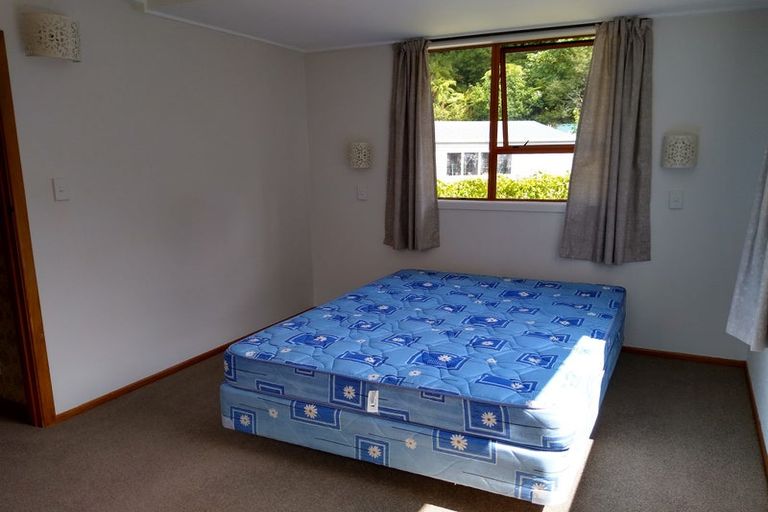 Photo of property in 6 Oxford Road, Lake Rotoma, Rotorua, 3074