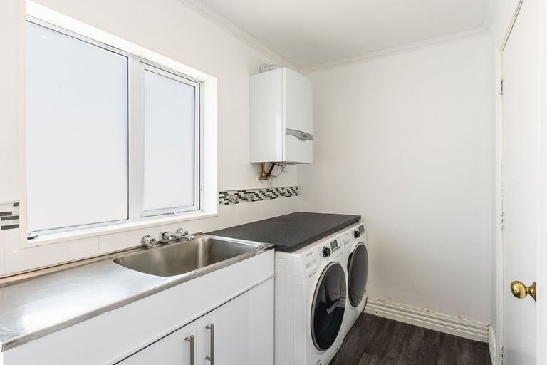 Photo of property in 315 Te Moana Road, Waikanae, 5036