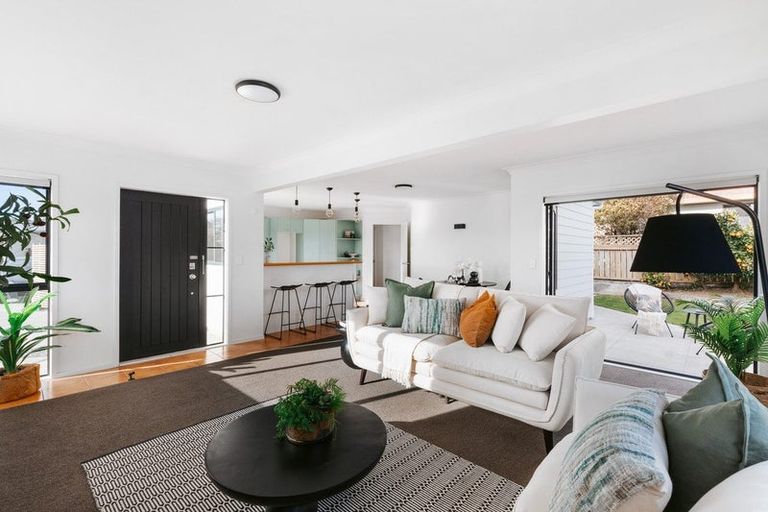 Photo of property in 6b Queen Road, Bellevue, Tauranga, 3110