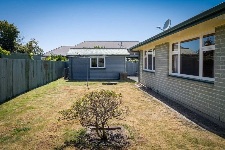 Photo of property in 6 Andrew Street, Rangiora, 7400