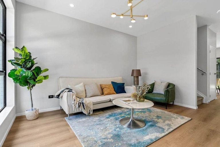 Photo of property in 13b Purata Place, Mangere Bridge, Auckland, 2022