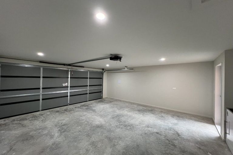 Photo of property in 35 Cousins Street, Woodend, 7691