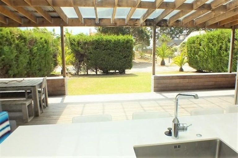 Photo of property in 114 Mercury View, Matarangi, Whitianga, 3592