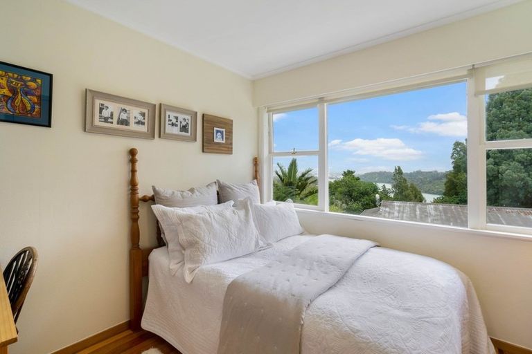 Photo of property in 1/15 Pemberton Avenue, Bayview, Auckland, 0629