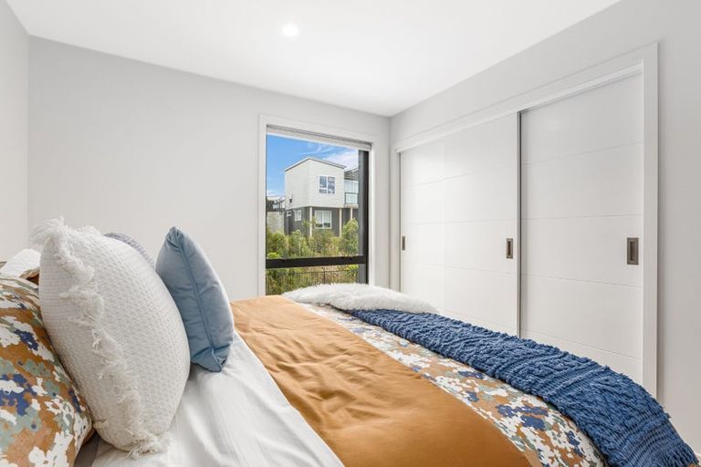 Photo of property in 40 Koreke Close, Kenepuru, Porirua, 5022