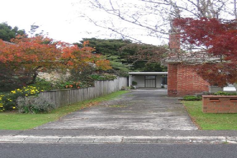 Photo of property in 2/27 Motatau Road, Papatoetoe, Auckland, 2025