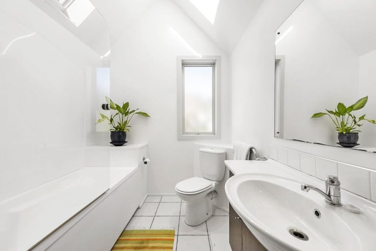 Photo of property in 14 Halswater Drive, Churton Park, Wellington, 6037