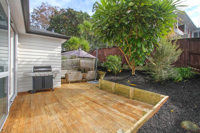 Photo of property in 11a Agathis Avenue, Mairangi Bay, Auckland, 0630