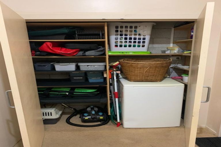 Photo of property in 2/846 Beach Road, Torbay, Auckland, 0630