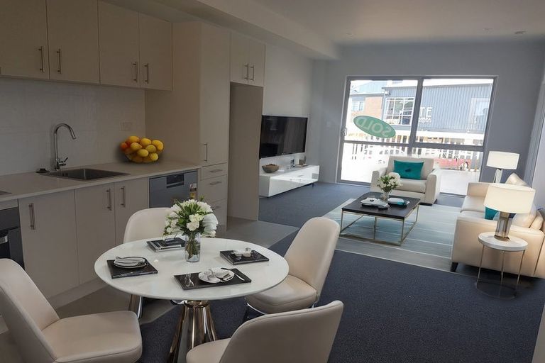 Photo of property in 41/11 Ray Small Drive, Papakura, 2110