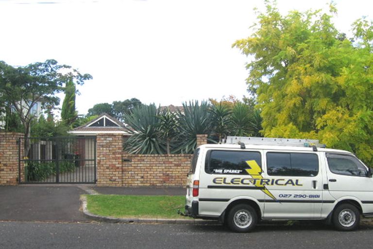 Photo of property in 13 Colchester Avenue, Glendowie, Auckland, 1071