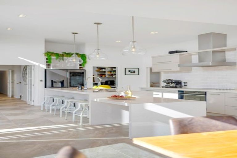 Photo of property in 56 Columbia Crescent, Beachlands, Auckland, 2018