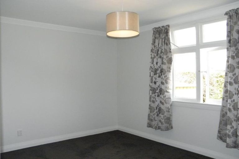 Photo of property in 27 Queen Street, Winton, 9720