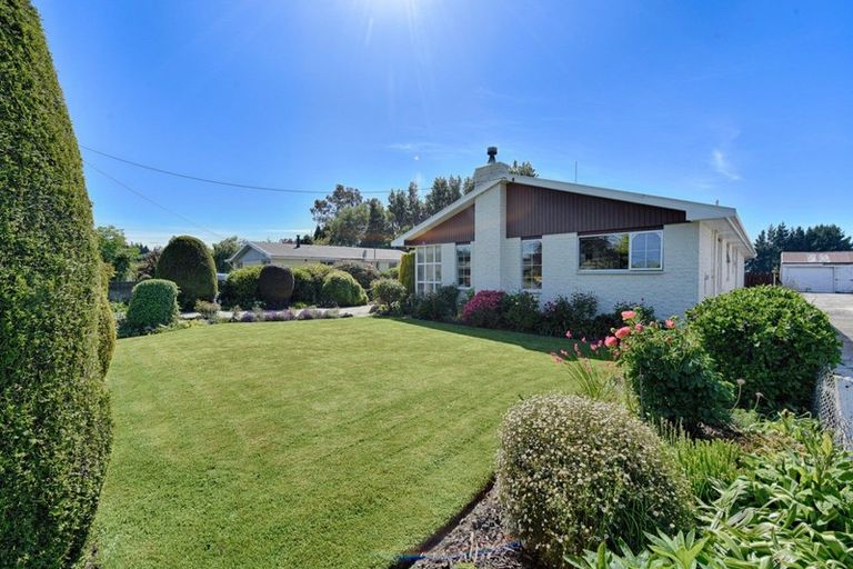 Photo of property in 125 Seaward Road, Edendale, 9825