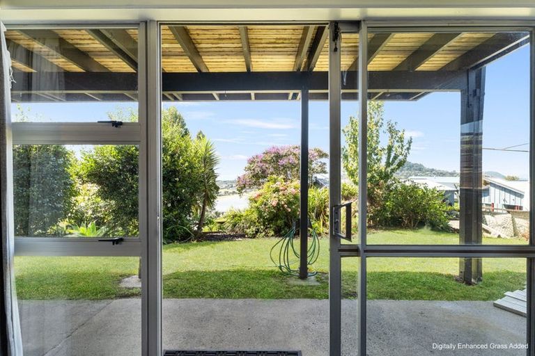 Photo of property in 8 Tairua Heights, Tairua, 3508