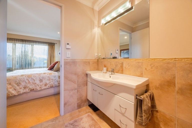 Photo of property in 38 Pacific Avenue, Poraiti, Napier, 4112