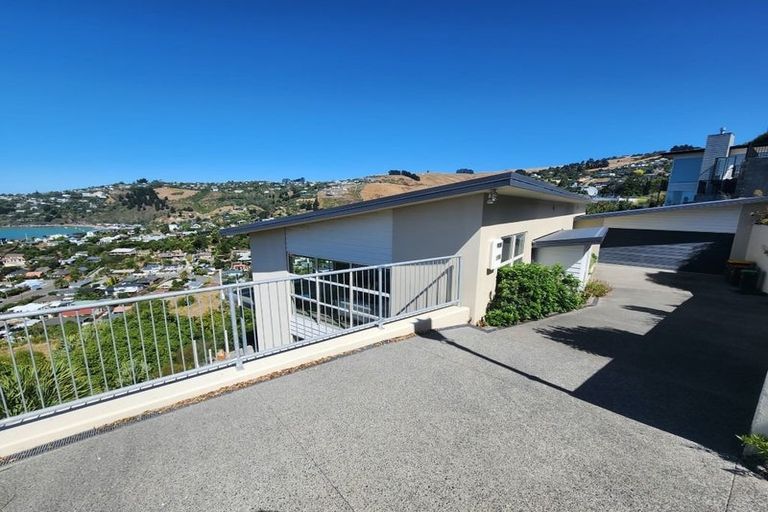 Photo of property in 6 Redcliffs View Lane, Redcliffs, Christchurch, 8081